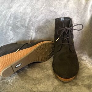 Dr. Scholl's Black Suede Lace-Up Wedge Ankle Boots
